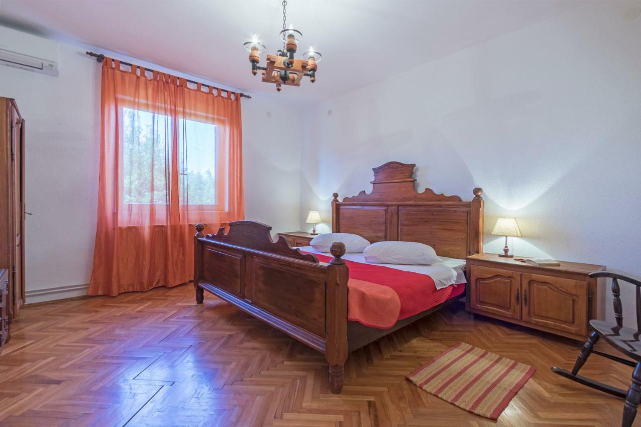 Vila Lokvanj Ližnjan Buitenkant foto